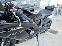 2022 Yamaha YZF-R7LA LOW GLOSS BLACK