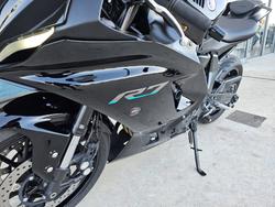 2022 Yamaha YZF-R7LA LOW GLOSS BLACK
