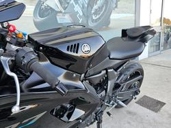 2022 Yamaha YZF-R7LA LOW GLOSS BLACK