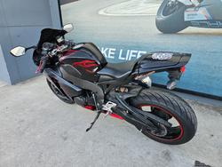 2010 Honda CBR1000RR (FIREBLADE) Red