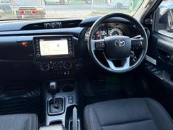 2021 Toyota
Hilux SR