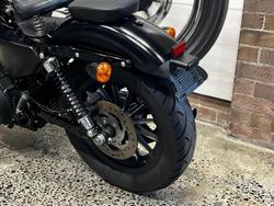 2015 Harley-Davidson Iron 883 (XL883N) Sportster Black