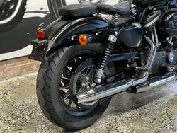 2015 Harley-Davidson Iron 883 (XL883N) Sportster Black