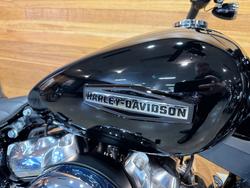2025 Harley-davidson 2025 Harley-davidson 1900CC FXBB STREET BOB (117) CRUISER BLACK