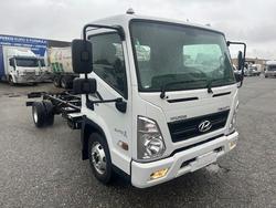 2023 Hyundai Ex4 Mighty White