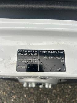 2023 Hyundai Ex4 Mighty White
