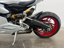 2015 DUCATI 899 PANIGALE White