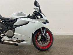 2015 DUCATI 899 PANIGALE White