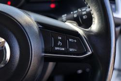 2017 Mazda
3 Maxx