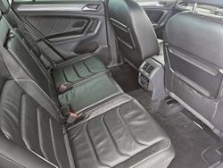 2016 Volkswagen Tiguan 162TSI Highline 5N MY17 Four Wheel Drive Pure White