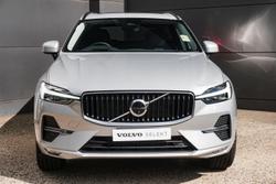 2024 Volvo XC60 Plus B5