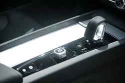 2024 Volvo XC60 Plus B5