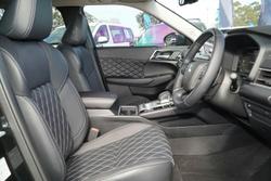 2024 Mitsubishi Outlander Exceed