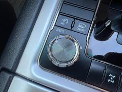 2018 Toyota
Landcruiser GXL