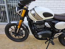 2024 Triumph SCRAMBLER 400 X White