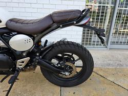 2024 Triumph SCRAMBLER 400 X White