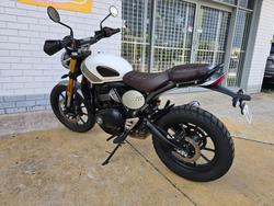 2024 Triumph SCRAMBLER 400 X White