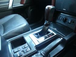 2017 Toyota
Landcruiser Prado VX