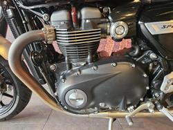 2022 Triumph Speed Twin 1200 Speed Twin Black