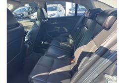 2017 Holden
                Calais V