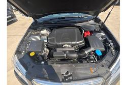 2017 Holden
                Calais V