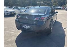 2017 Holden
                Calais V