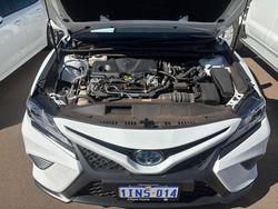 2020 Toyota Camry Hybrid