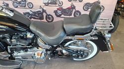 2020 Harley-davidson FLDE DELUXE (107) Vivid Black