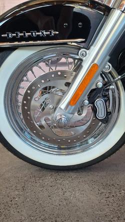 2020 Harley-davidson FLDE DELUXE (107) Vivid Black