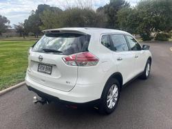 2015 Nissan
X-TRAIL ST