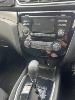 2015 Nissan
X-TRAIL ST