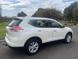 2015 Nissan
X-TRAIL ST