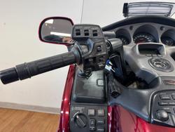 2005 Honda GL1800 (GL1800A) GOLDWING MAROON