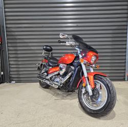 2010 Suzuki VZ800 (BOULEVARD M50) ORANGE