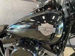 Harley-davidson 2016 HARLEY DAVIDSON 1690CC SOFTAIL SLIM S Black