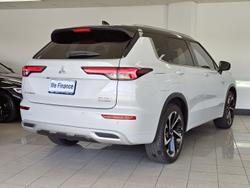 2023 Mitsubishi Outlander PHEV Exceed Tourer ZM MY24 AWD White Diamond with Black Mica Roof