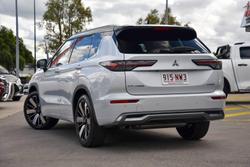 2025 Mitsubishi Outlander Exceed Tourer ZM MY25 AWD White Diamond with Black Mica Roof