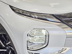 2023 Mitsubishi Outlander PHEV Exceed Tourer ZM MY24 AWD White Diamond with Black Mica Roof