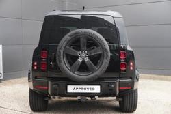 2025 Land Rover
                Defender 110 D350 X-Dynamic SE