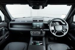 2025 Land Rover
                Defender 110 D350 X-Dynamic SE