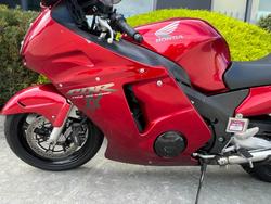 1997 Honda CBR1100XX (SUPER BLACKBIRD) Maroon