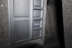 2019 Land Rover Discovery SD4 SE Series 5 MY19 4X4 Dual Range Fuji White