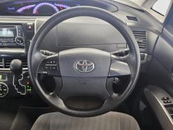 2016 Toyota Tarago GLi ACR50R White