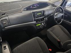 2016 Toyota Tarago GLi ACR50R White