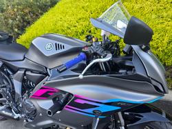 2024 Yamaha YZF-R7LA Grey