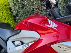 2011 Honda VFR800X CROSSRUNNER Red