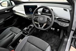 2025 Volkswagen ID.5 Pro