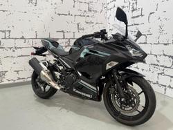 2020 Kawasaki Ninja 400 (EX400G) Ninja Black