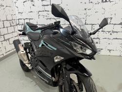2020 Kawasaki Ninja 400 (EX400G) Ninja Black