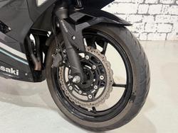 2020 Kawasaki Ninja 400 (EX400G) Ninja Black